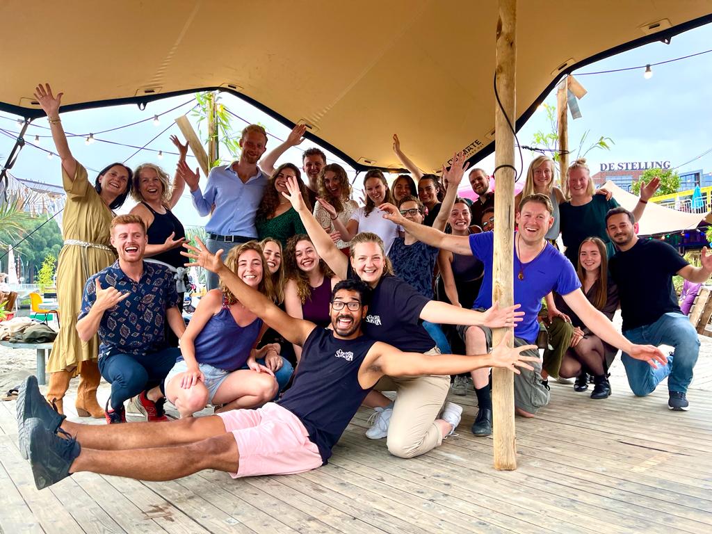 Salsa op het strand!